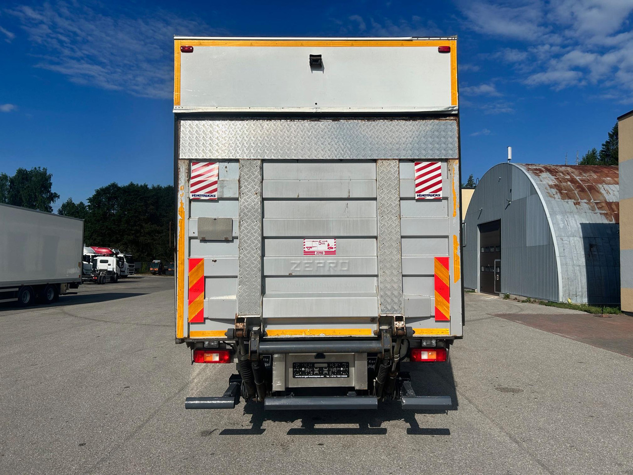 VOLVO FE280 - Box truck: picture 4 VOLVO FE280 - Box truck: picture 4