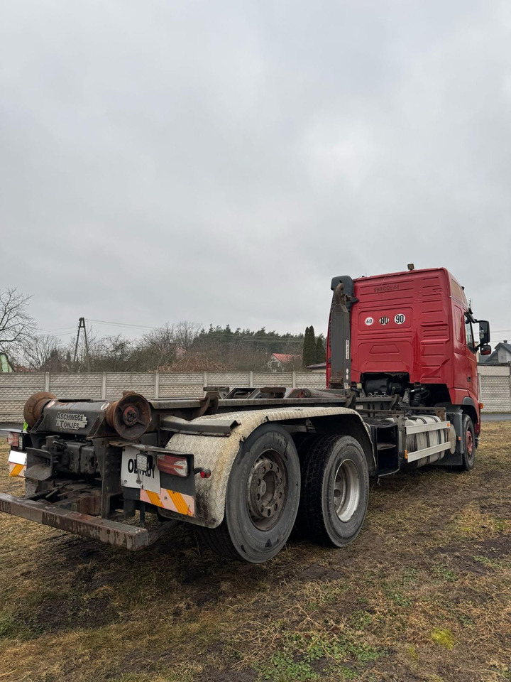 VOLVO FH12.460 - Hook lift truck: picture 5 VOLVO FH12.460 - Hook lift truck: picture 5