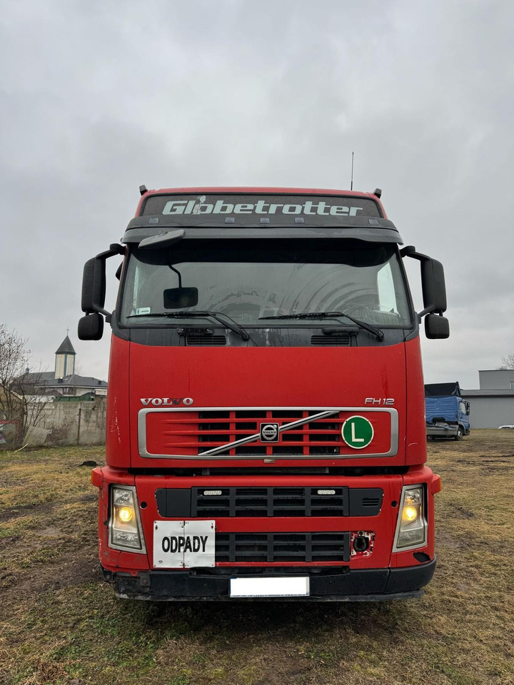 VOLVO FH12.460 - Hook lift truck: picture 2 VOLVO FH12.460 - Hook lift truck: picture 2