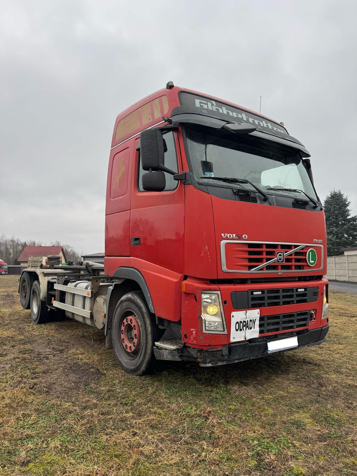VOLVO FH12.460 - Hook lift truck: picture 1 VOLVO FH12.460 - Hook lift truck: picture 1