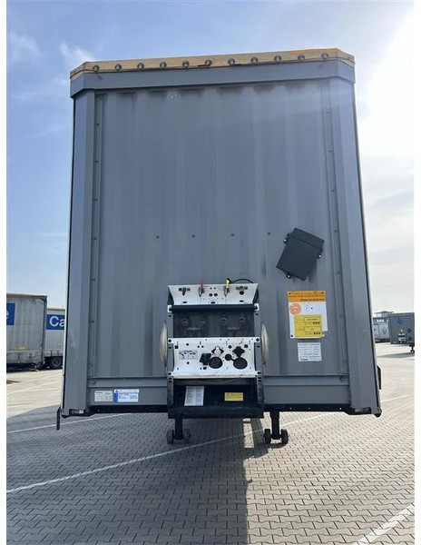 Krone 150x 2015 XL MEGA P400 HUCKEPACK - Closed box semi-trailer: picture 3 Krone 150x 2015 XL MEGA P400 HUCKEPACK - Closed box semi-trailer: picture 3
