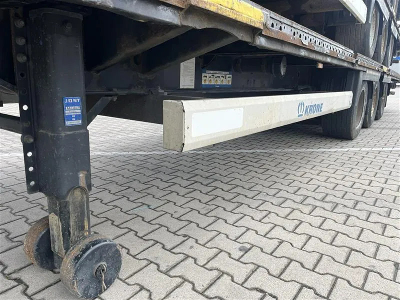 Krone 1x 2014 & 2x 2013 XL MEGA P400 HUCKEPACK FLAT STACK - Closed box semi-trailer: picture 4 Krone 1x 2014 & 2x 2013 XL MEGA P400 HUCKEPACK FLAT STACK - Closed box semi-trailer: picture 4