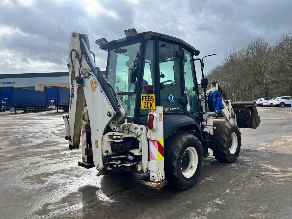 JCB 3CX Compact - Backhoe loader: picture 3 JCB 3CX Compact - Backhoe loader: picture 3