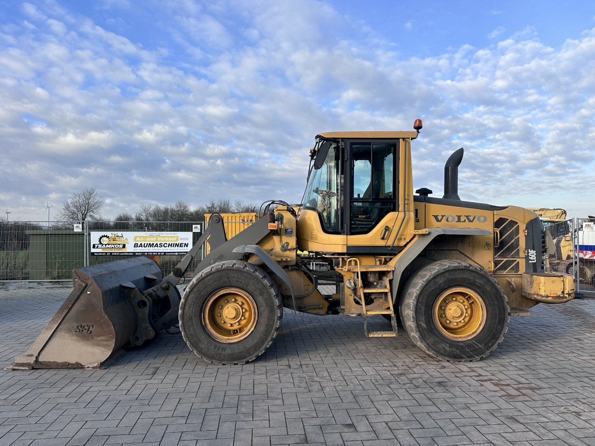 VOLVO L 60 F low Hours Klima Very good Condition - Wheel loader: picture 1 VOLVO L 60 F low Hours Klima Very good Condition - Wheel loader: picture 1
