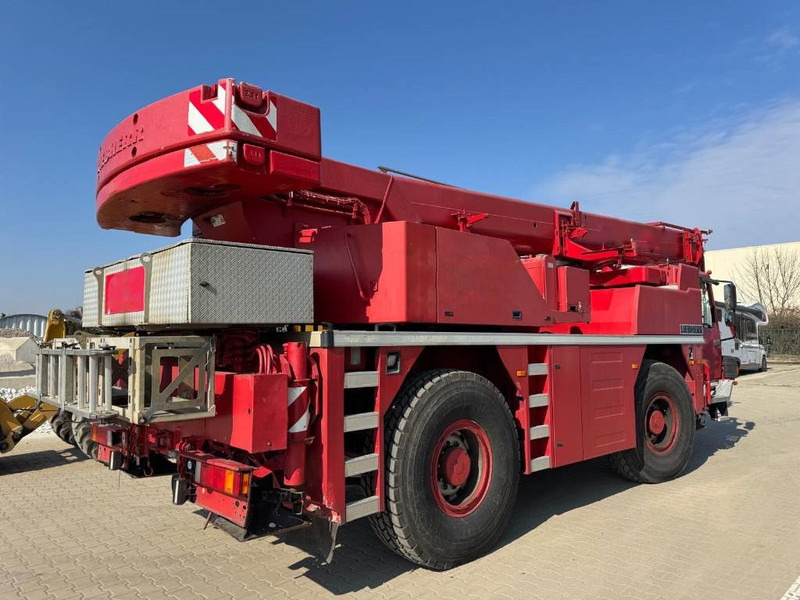 Liebherr LTM 1030-2.1 - All terrain crane: picture 3 Liebherr LTM 1030-2.1 - All terrain crane: picture 3