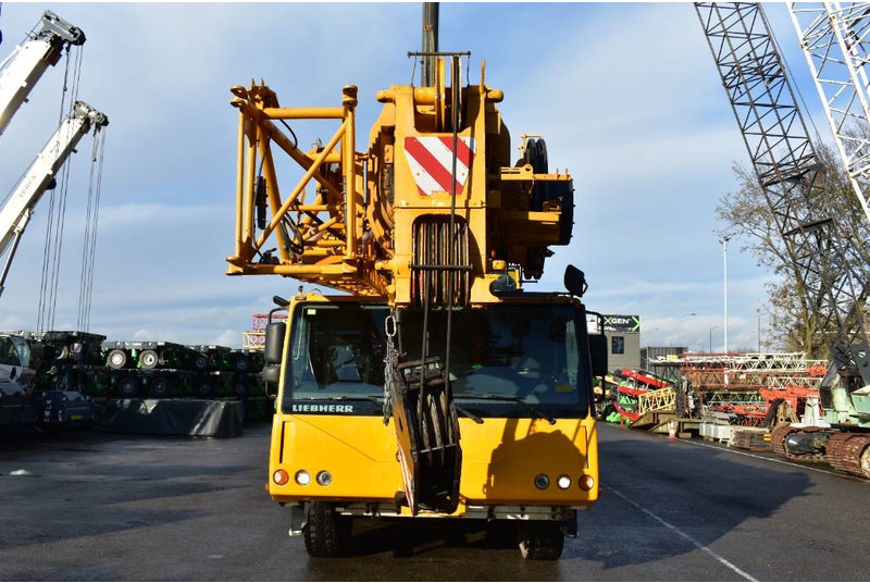 Liebherr LTM 1100-5.1 - All terrain crane: picture 3 Liebherr LTM 1100-5.1 - All terrain crane: picture 3