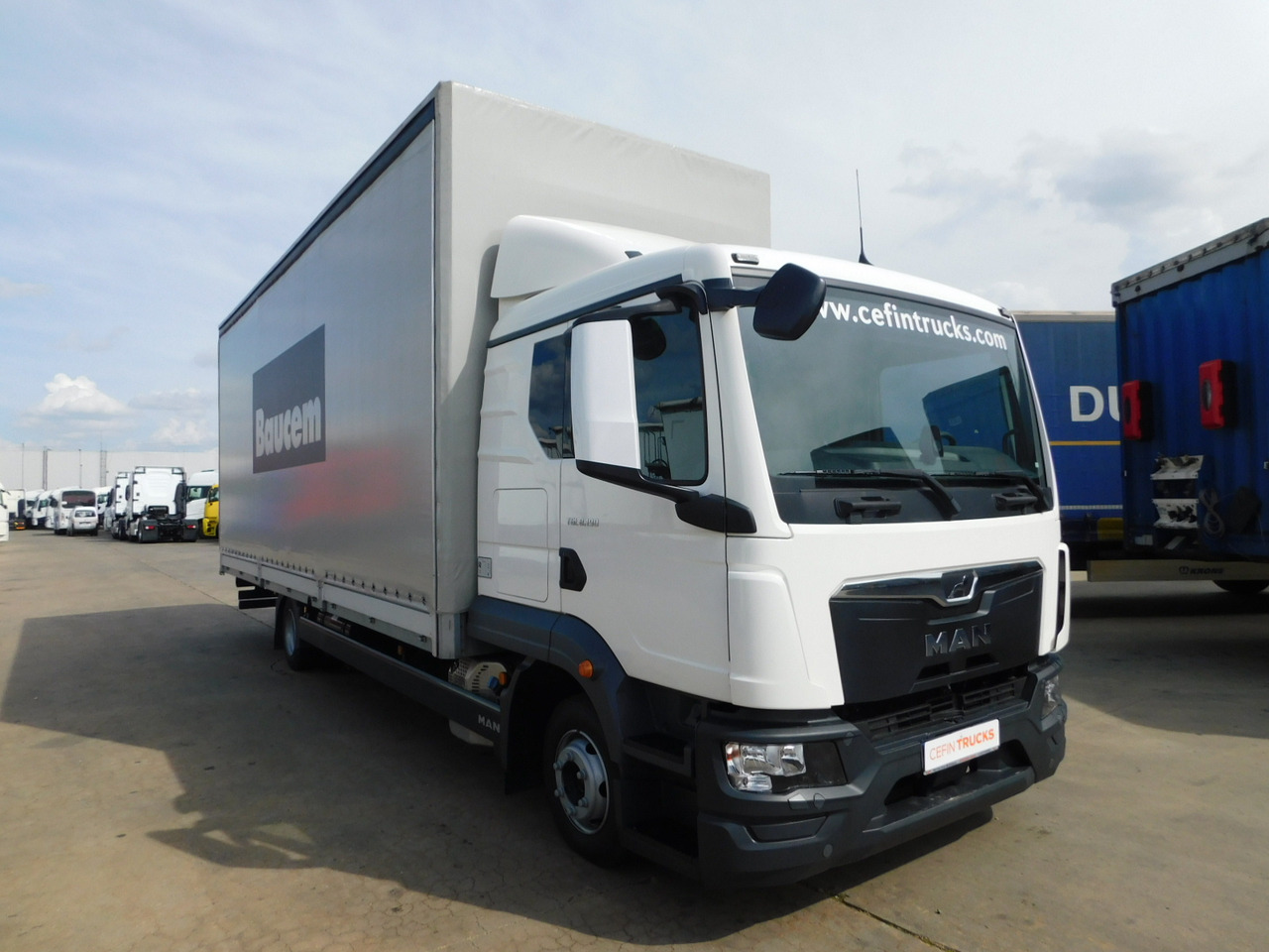 Man Tgl - Curtainsider truck: picture 2 Man Tgl - Curtainsider truck: picture 2