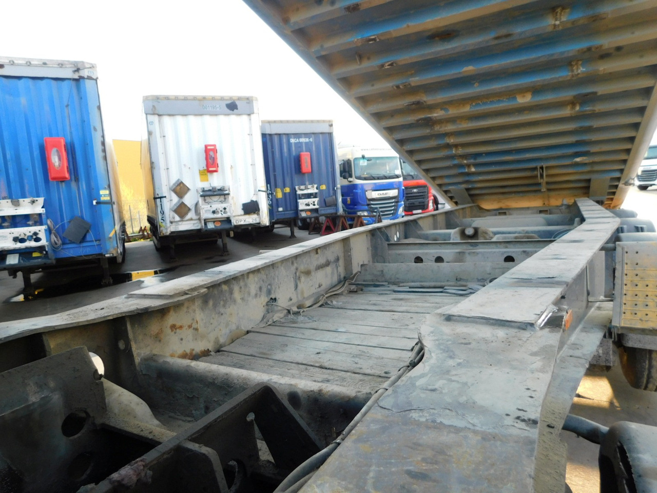 Tipper semi-trailer Schmitz Gotha ski 24sl 72: picture 8 Tipper semi-trailer Schmitz Gotha ski 24sl 72: picture 8