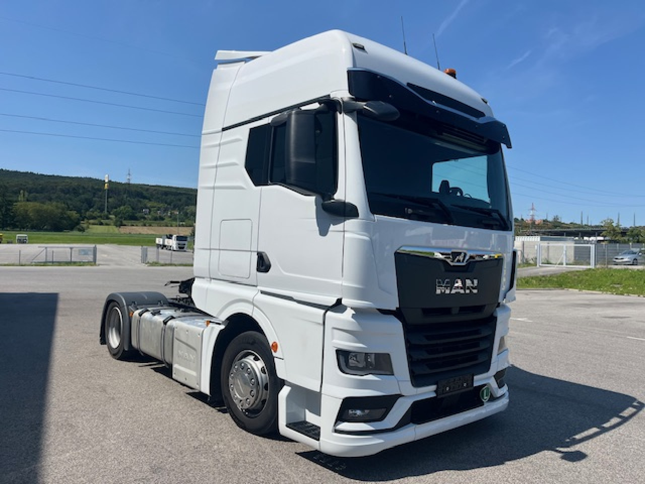 Tractor unit MAN TGX 18.510 4x2 LL SA Hubsattel adj. fifth wheel ZV: picture 8