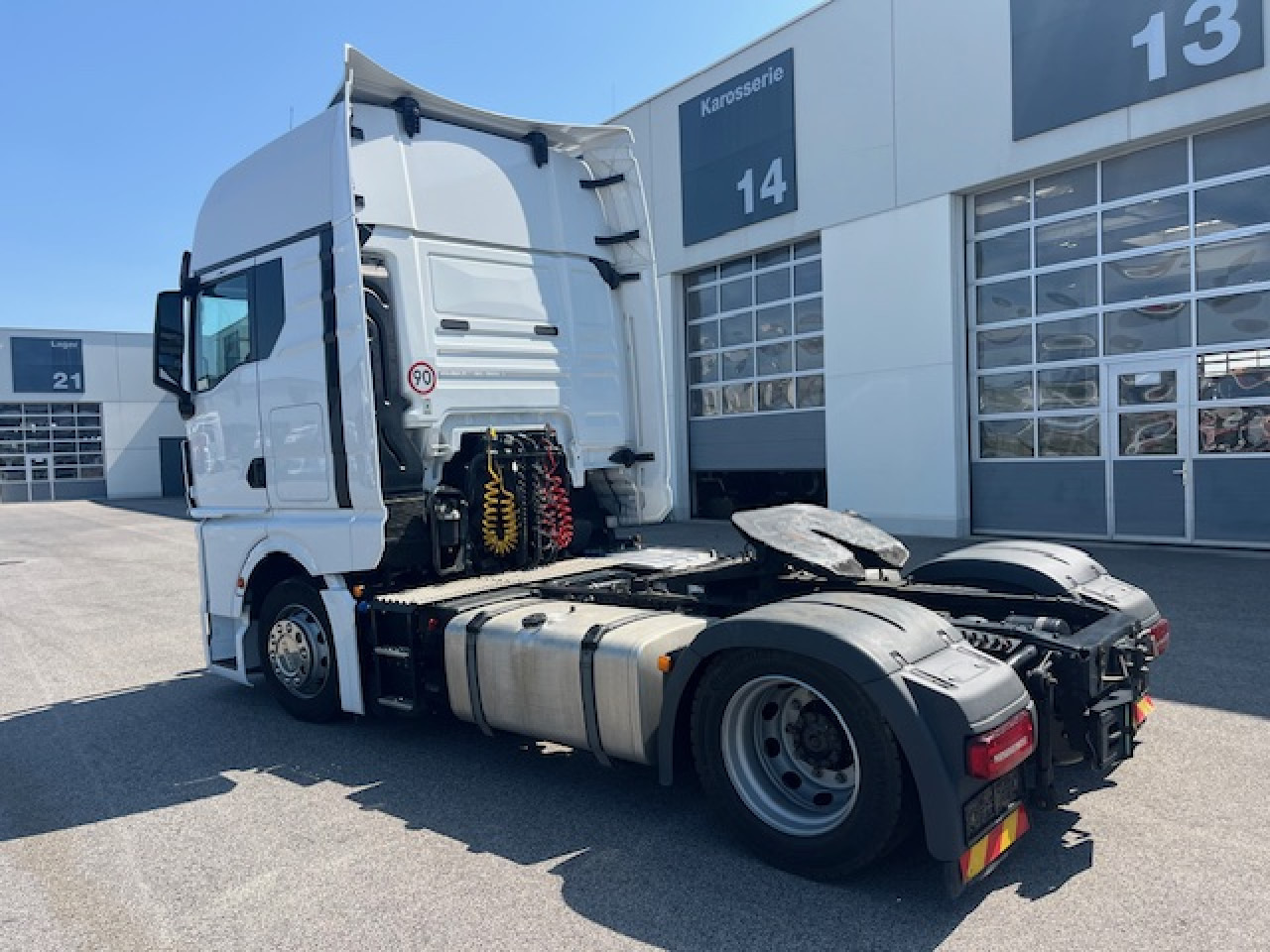 Tractor unit MAN TGX 18.510 4x2 LL SA Hubsattel adj. fifth wheel ZV: picture 9