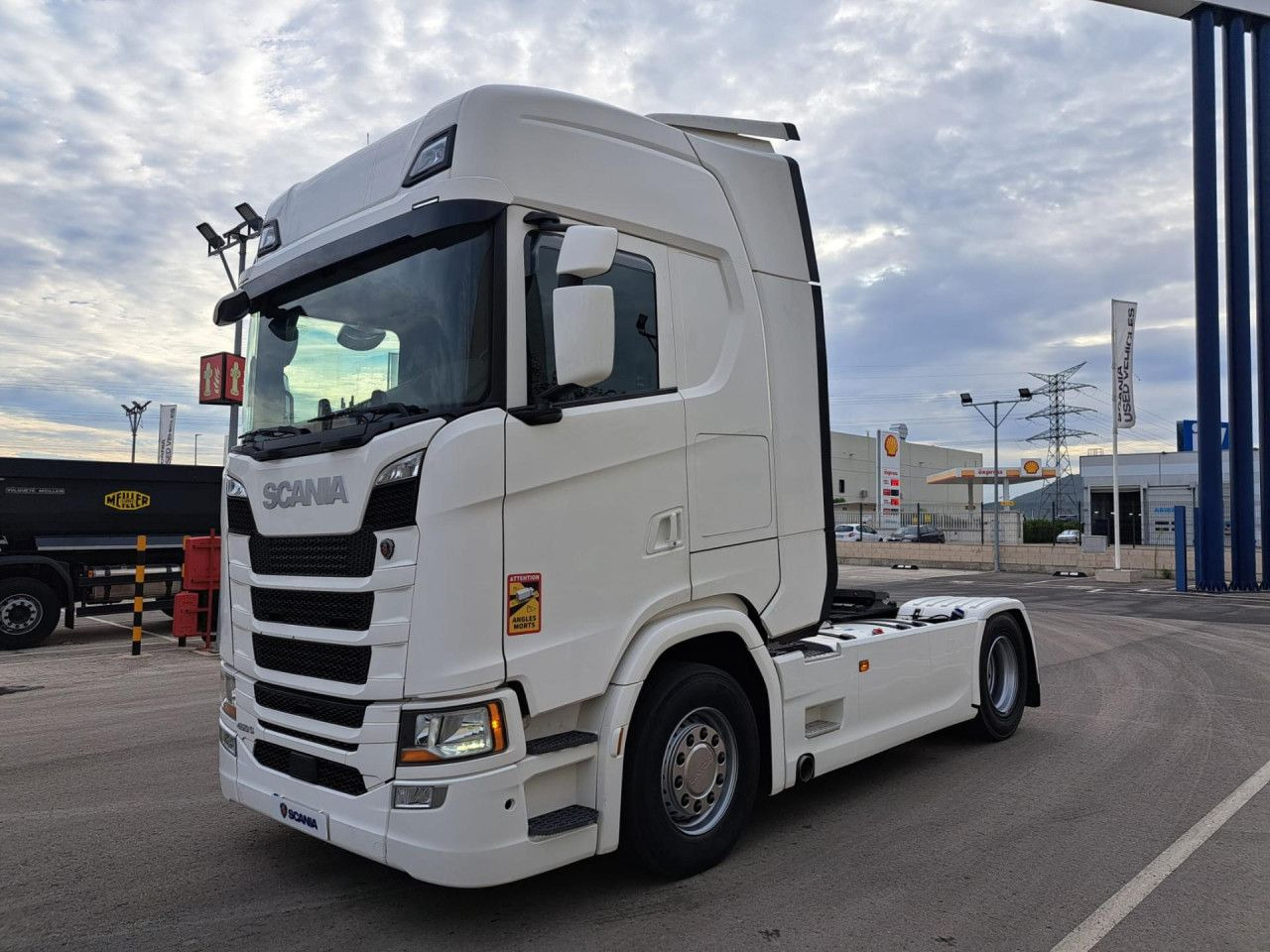 Scania - Tractor unit: picture 1 Scania - Tractor unit: picture 1