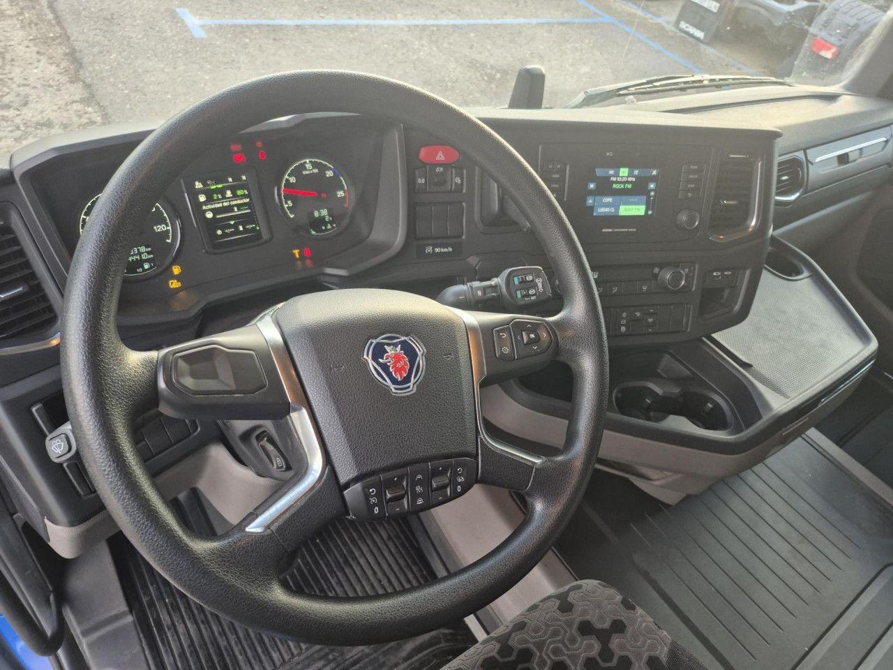 Tractor unit Scania R 580: picture 7