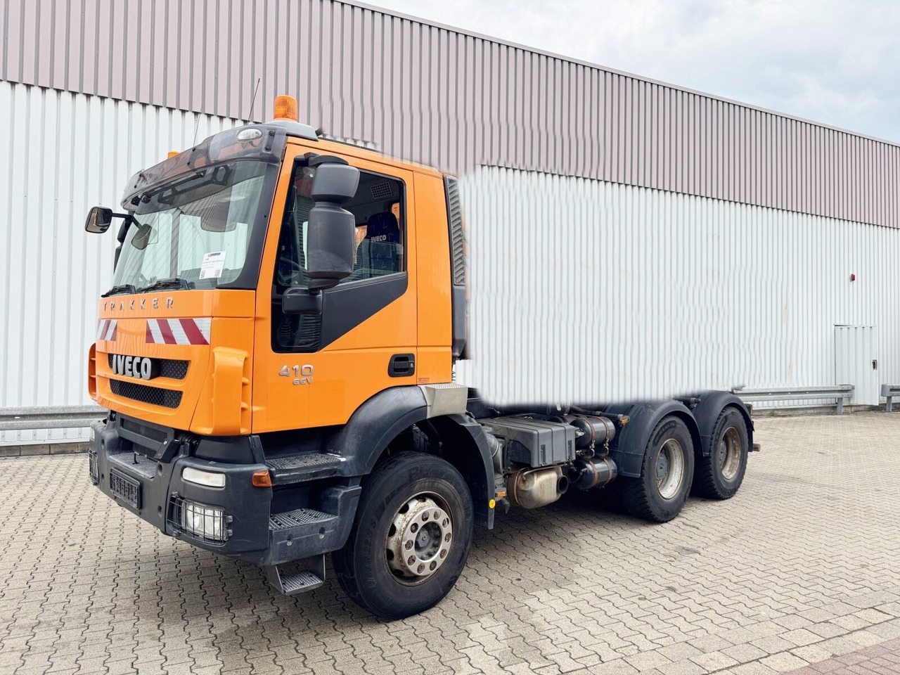 AD260T41 6x4 AD260T41 6x4, EEV - Cab chassis truck: picture 1 AD260T41 6x4 AD260T41 6x4, EEV - Cab chassis truck: picture 1