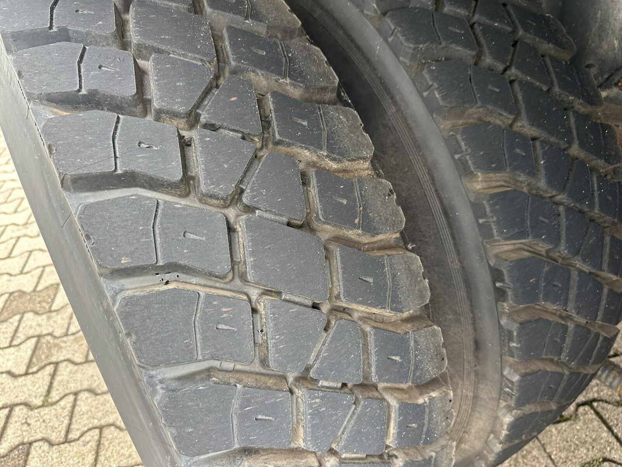 DAF CF 85.460 6x4 CF 85.460 6x4, Bordmatik links - Tipper: picture 3 DAF CF 85.460 6x4 CF 85.460 6x4, Bordmatik links - Tipper: picture 3