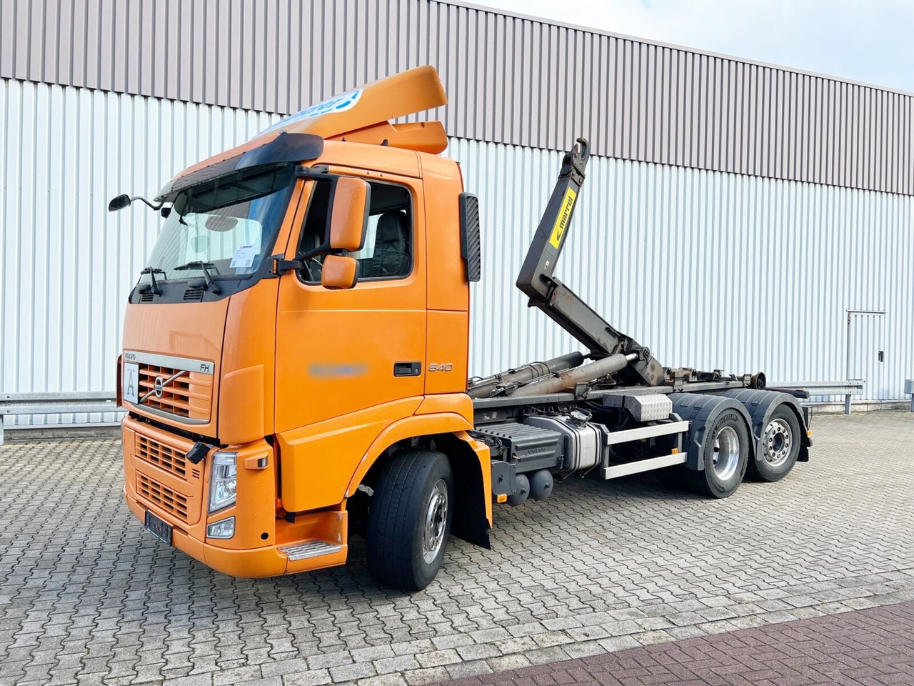 FH 540 6x2 FH 540 6x2, Lenk-/Liftachse, Motorabtrieb - Hook lift truck: picture 1 FH 540 6x2 FH 540 6x2, Lenk-/Liftachse, Motorabtrieb - Hook lift truck: picture 1