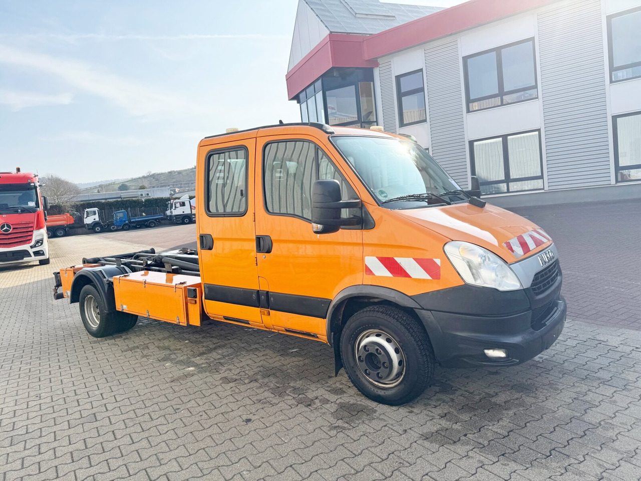 Iveco Daily 70C17 4x2 Doka Daily 70C17 4x2 Doka, EEV, City-Abroller - Hook lift truck: picture 5 Iveco Daily 70C17 4x2 Doka Daily 70C17 4x2 Doka, EEV, City-Abroller - Hook lift truck: picture 5