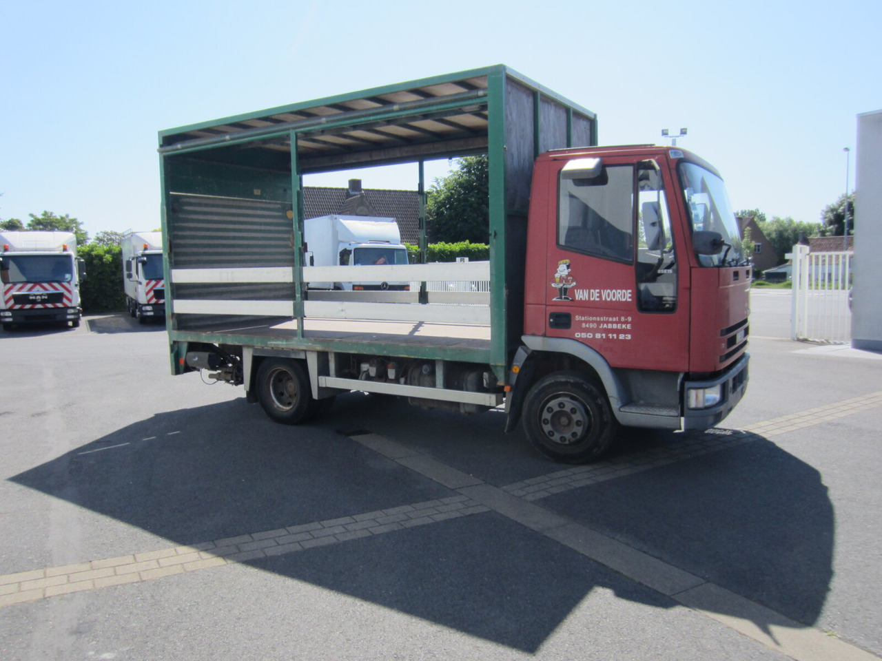 Iveco EuroCargo 80E 15/85 - Box truck: picture 5 Iveco EuroCargo 80E 15/85 - Box truck: picture 5
