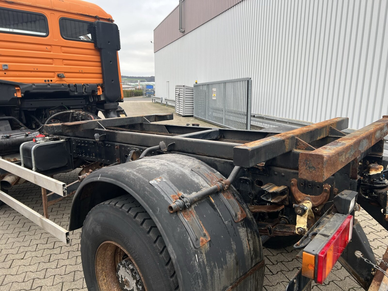 MAN 19.292/402 FAK 4x4 BB 19.292/402 FAK 4x4 BB, 6-Zylinder, Winterdienstausstattung - Cab chassis truck: picture 3 MAN 19.292/402 FAK 4x4 BB 19.292/402 FAK 4x4 BB, 6-Zylinder, Winterdienstausstattung - Cab chassis truck: picture 3