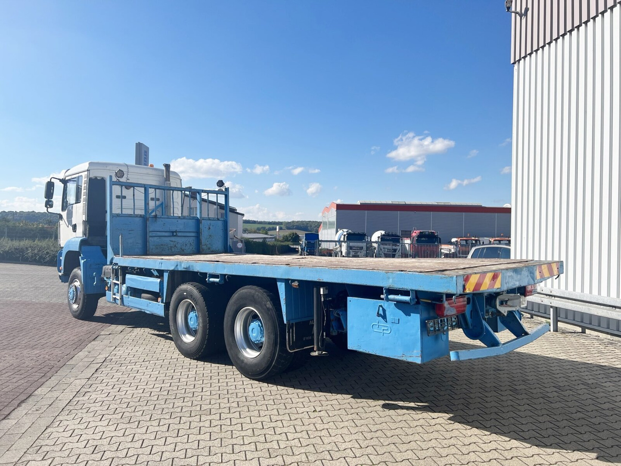 MAN TGA 26.310 6X6 BB TGA 26.310 6X6 BB - Dropside/ Flatbed truck: picture 5 MAN TGA 26.310 6X6 BB TGA 26.310 6X6 BB - Dropside/ Flatbed truck: picture 5