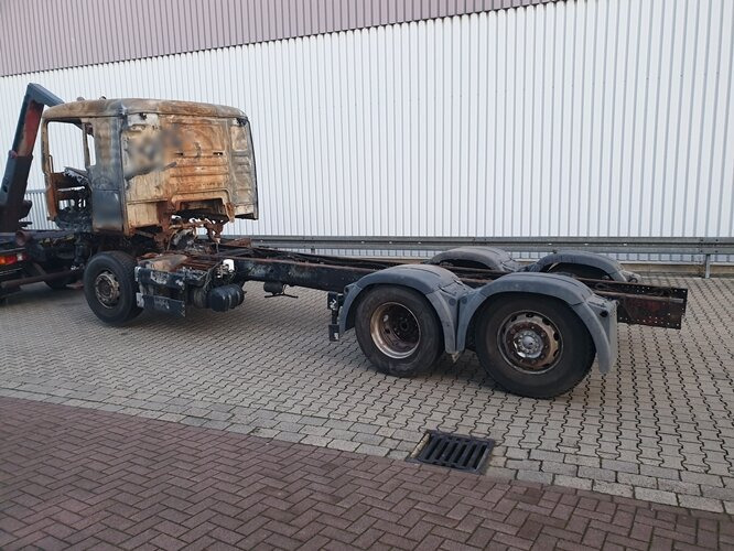 MAN TGA 26.440 6x2 BL Brandschaden TGA 26.440 6x2 BL Brandschaden - Cab chassis truck: picture 5 MAN TGA 26.440 6x2 BL Brandschaden TGA 26.440 6x2 BL Brandschaden - Cab chassis truck: picture 5
