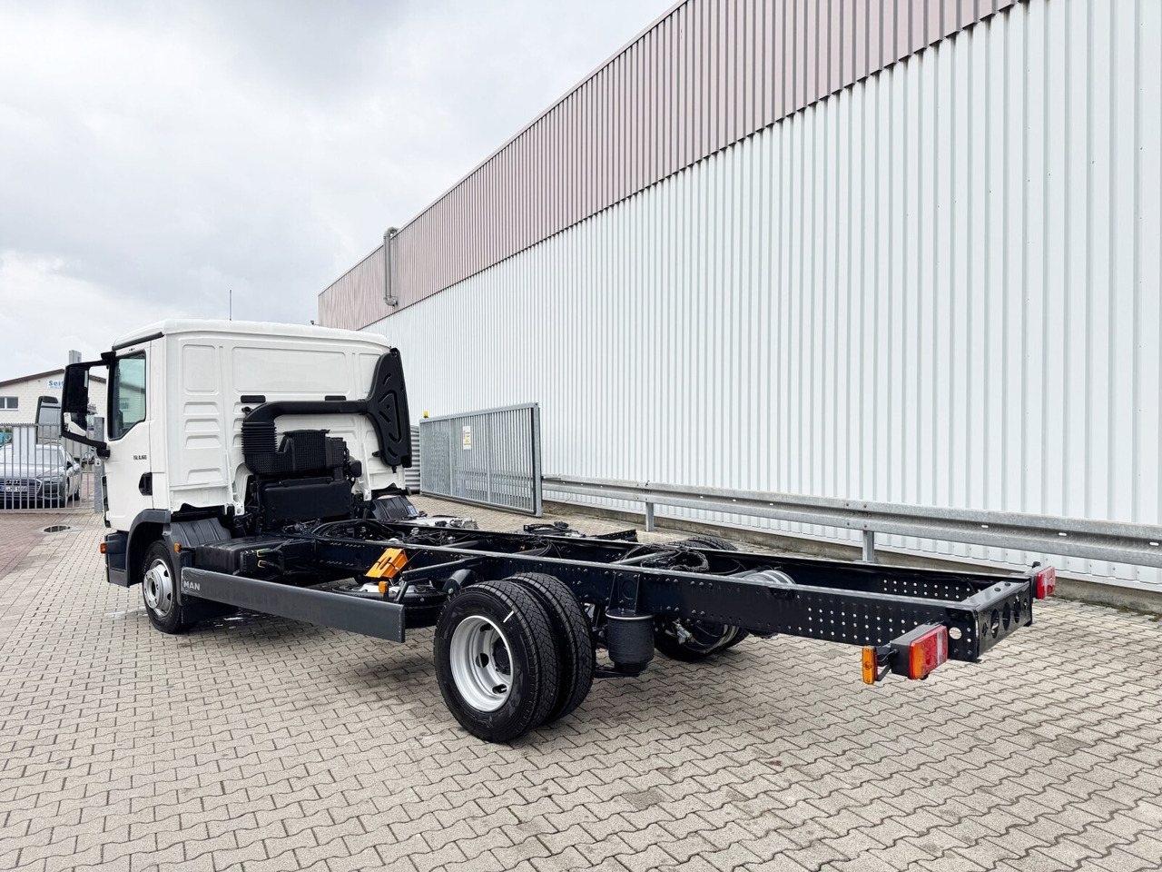 New Cab chassis truck MAN TGL 8.160 4x2 BL CH TGL 8.160 4x2 BL CH: picture 13