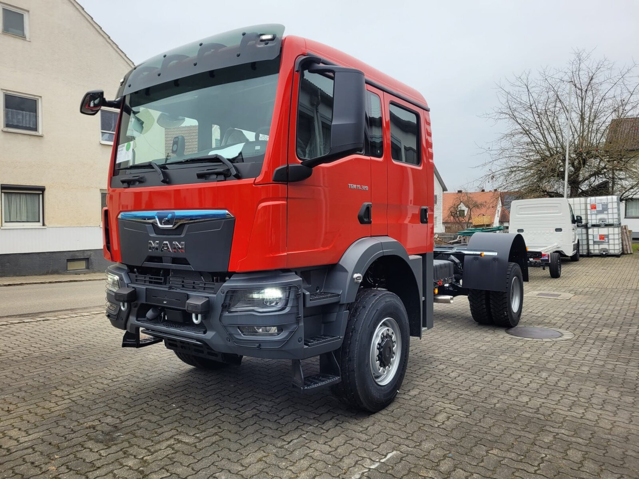 MAN TGM 18.250 4x4 BB CH TGM 18.250 4x4 BB CH, Mehrfach Vorhanden! - Cab chassis truck: picture 1 MAN TGM 18.250 4x4 BB CH TGM 18.250 4x4 BB CH, Mehrfach Vorhanden! - Cab chassis truck: picture 1