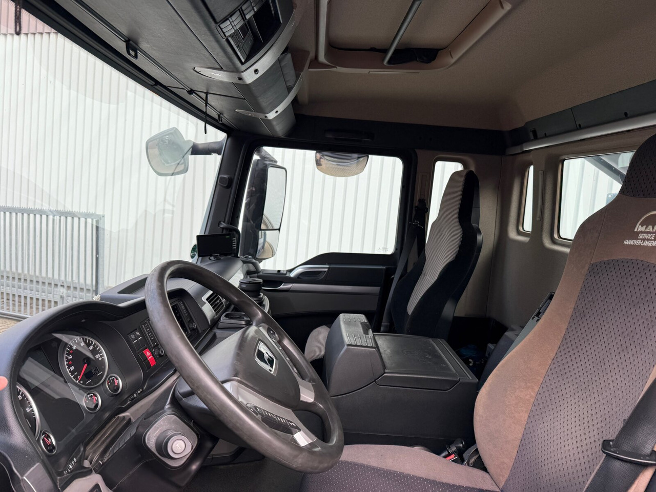 MAN TGS 26.460 6x4 BL TGS 26.460 6x4 BL, Alu-Bordwände - Tipper: picture 3 MAN TGS 26.460 6x4 BL TGS 26.460 6x4 BL, Alu-Bordwände - Tipper: picture 3