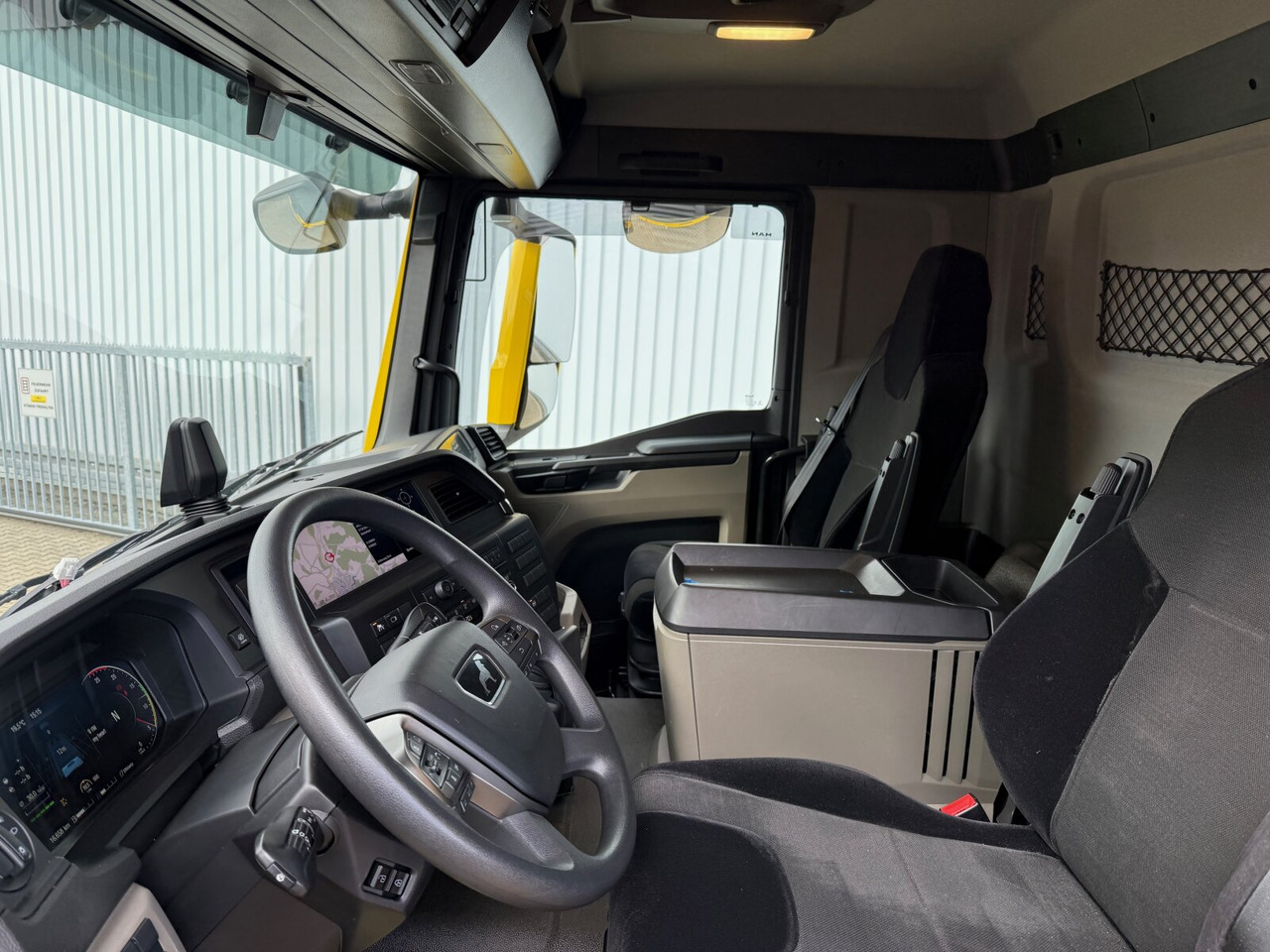 MAN TGS 26.470 6x6 BB TGS 26.470 6x6 BB, Hohe Bauart, Navi, Motorabtrieb, Bordmatik - Tipper: picture 5 MAN TGS 26.470 6x6 BB TGS 26.470 6x6 BB, Hohe Bauart, Navi, Motorabtrieb, Bordmatik - Tipper: picture 5