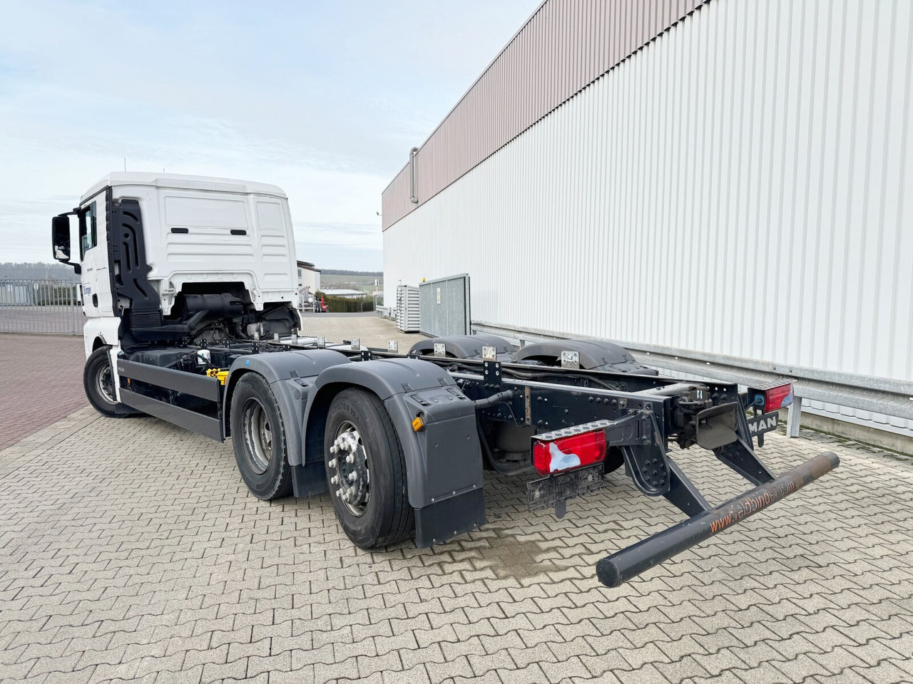 Cab chassis truck MAN TGX 26.440 6X2-4 LL TGX 26.440 6X2-4 LL, Lift-/Lenkachse: picture 10