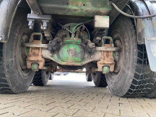 Mercedes-Benz 2635 6x4 2635 6x4, V8-Motor - Cab chassis truck: picture 5 Mercedes-Benz 2635 6x4 2635 6x4, V8-Motor - Cab chassis truck: picture 5