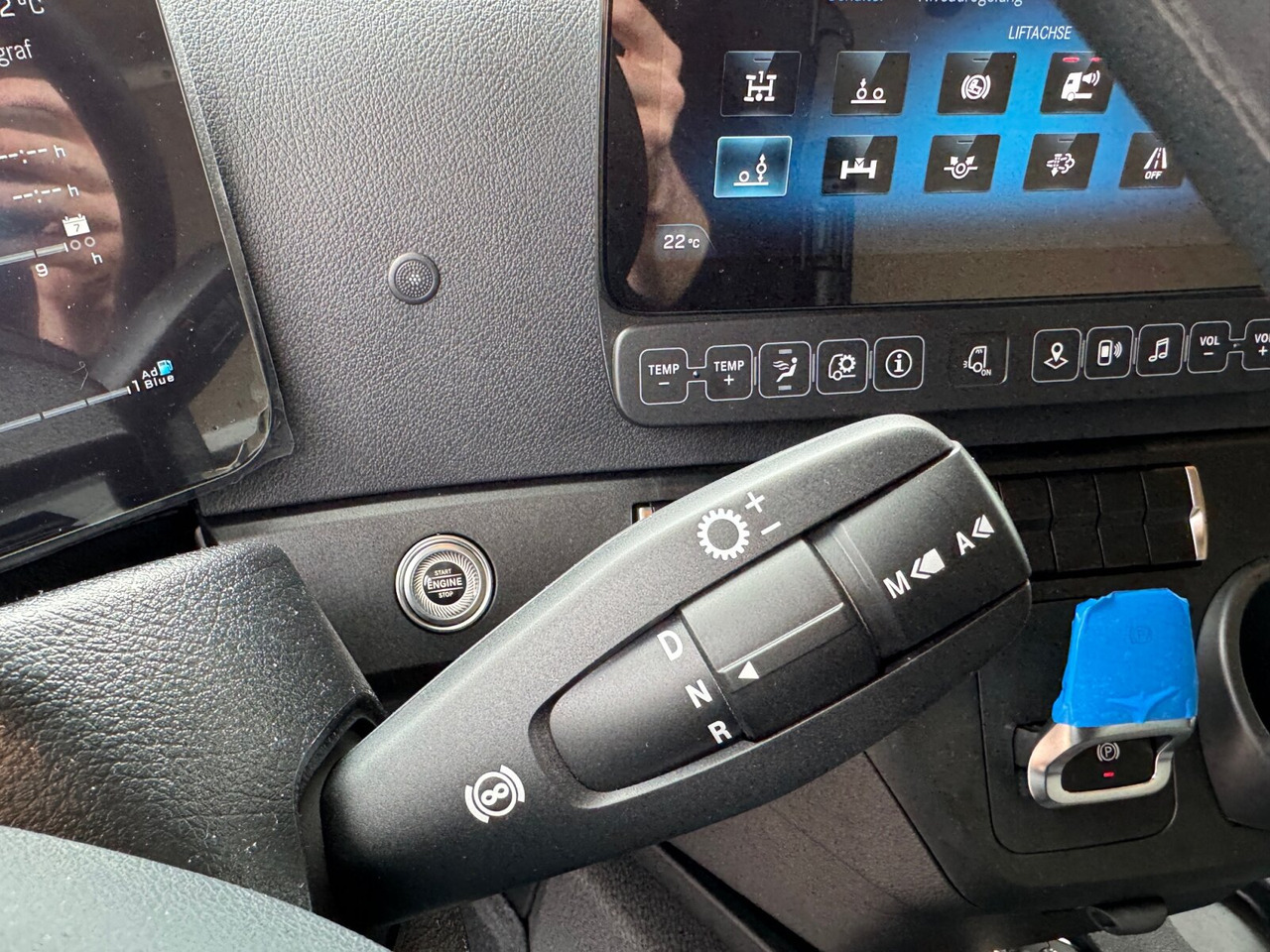 Mercedes-Benz Actros 2545 L 6x2 Actros 2545 L 6x2, Lenk-/Liftachse, StreamSpace, MultimediaCockpit - Cab chassis truck: picture 5 Mercedes-Benz Actros 2545 L 6x2 Actros 2545 L 6x2, Lenk-/Liftachse, StreamSpace, MultimediaCockpit - Cab chassis truck: picture 5