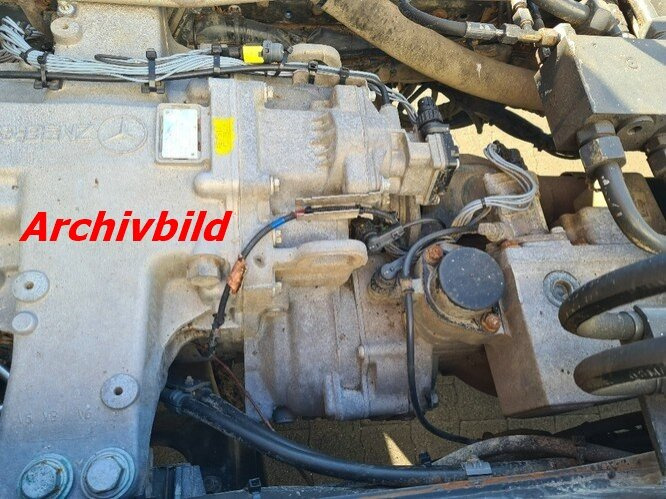 Mercedes-Benz Actros 2551 L 6x2 Actros 2551L/6x2, Lenk-Liftachse V 8 Motor - Cab chassis truck: picture 5 Mercedes-Benz Actros 2551 L 6x2 Actros 2551L/6x2, Lenk-Liftachse V 8 Motor - Cab chassis truck: picture 5