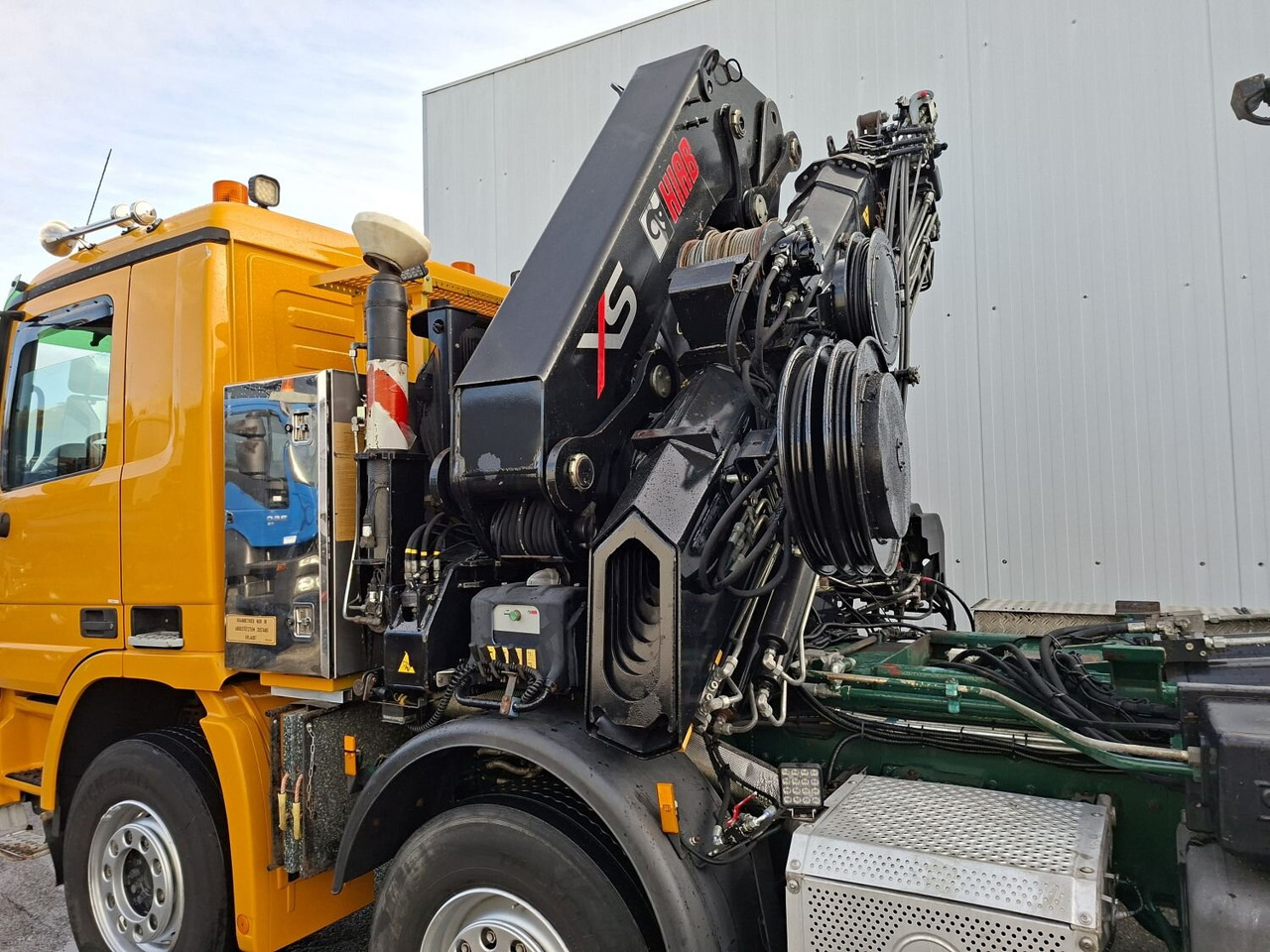 Hook lift truck, Crane truck Mercedes-Benz Actros 4146 K 8x4/4 Actros 4146 K 8x4/4, Retarder, Kran Hiab XS 477 E-7 HiPro, Bj. 2010, Flyjib, Seilwinde, Funk: picture 13 Hook lift truck, Crane truck Mercedes-Benz Actros 4146 K 8x4/4 Actros 4146 K 8x4/4, Retarder, Kran Hiab XS 477 E-7 HiPro, Bj. 2010, Flyjib, Seilwinde, Funk: picture 13