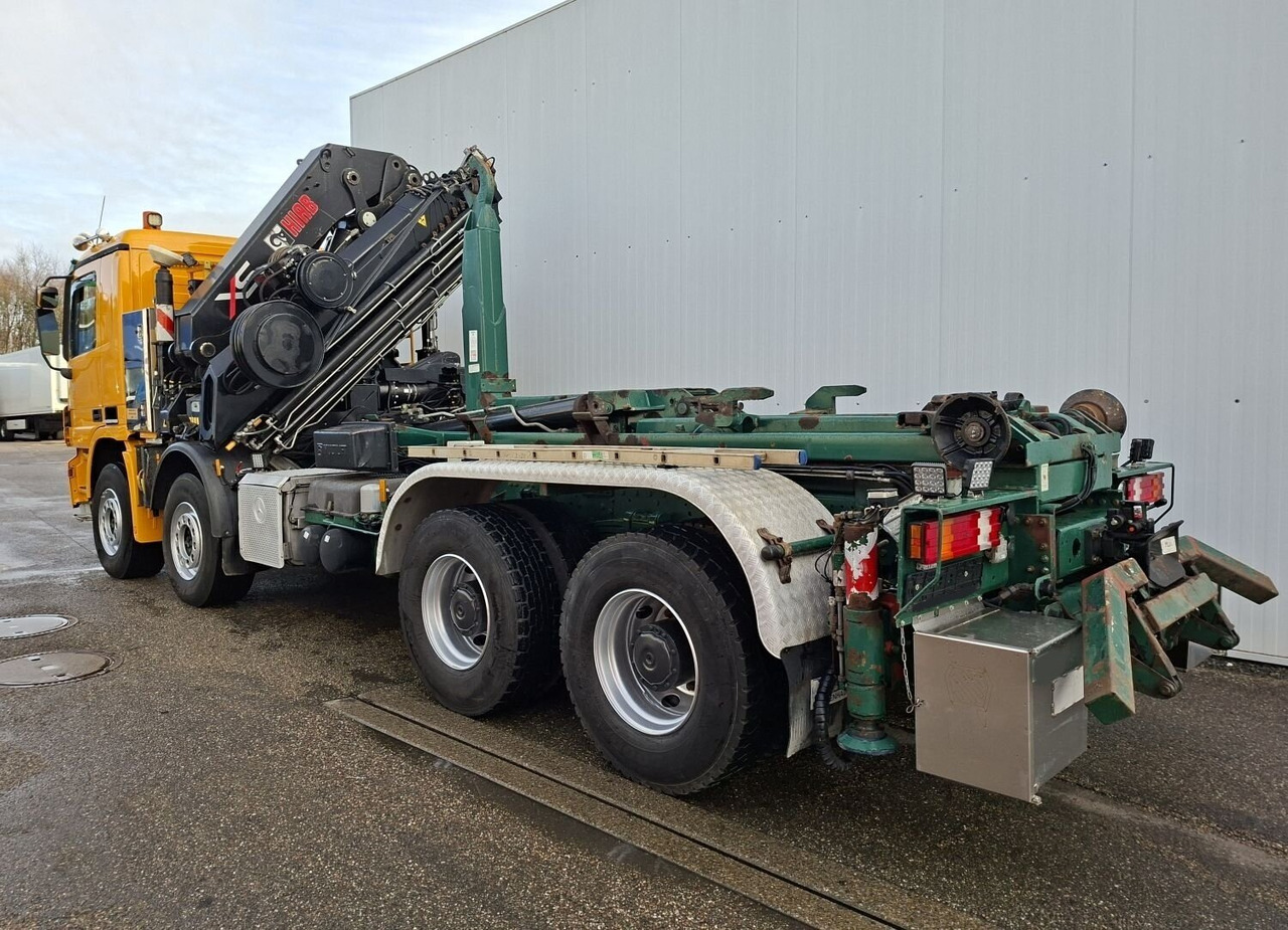 Hook lift truck, Crane truck Mercedes-Benz Actros 4146 K 8x4/4 Actros 4146 K 8x4/4, Retarder, Kran Hiab XS 477 E-7 HiPro, Bj. 2010, Flyjib, Seilwinde, Funk: picture 12 Hook lift truck, Crane truck Mercedes-Benz Actros 4146 K 8x4/4 Actros 4146 K 8x4/4, Retarder, Kran Hiab XS 477 E-7 HiPro, Bj. 2010, Flyjib, Seilwinde, Funk: picture 12