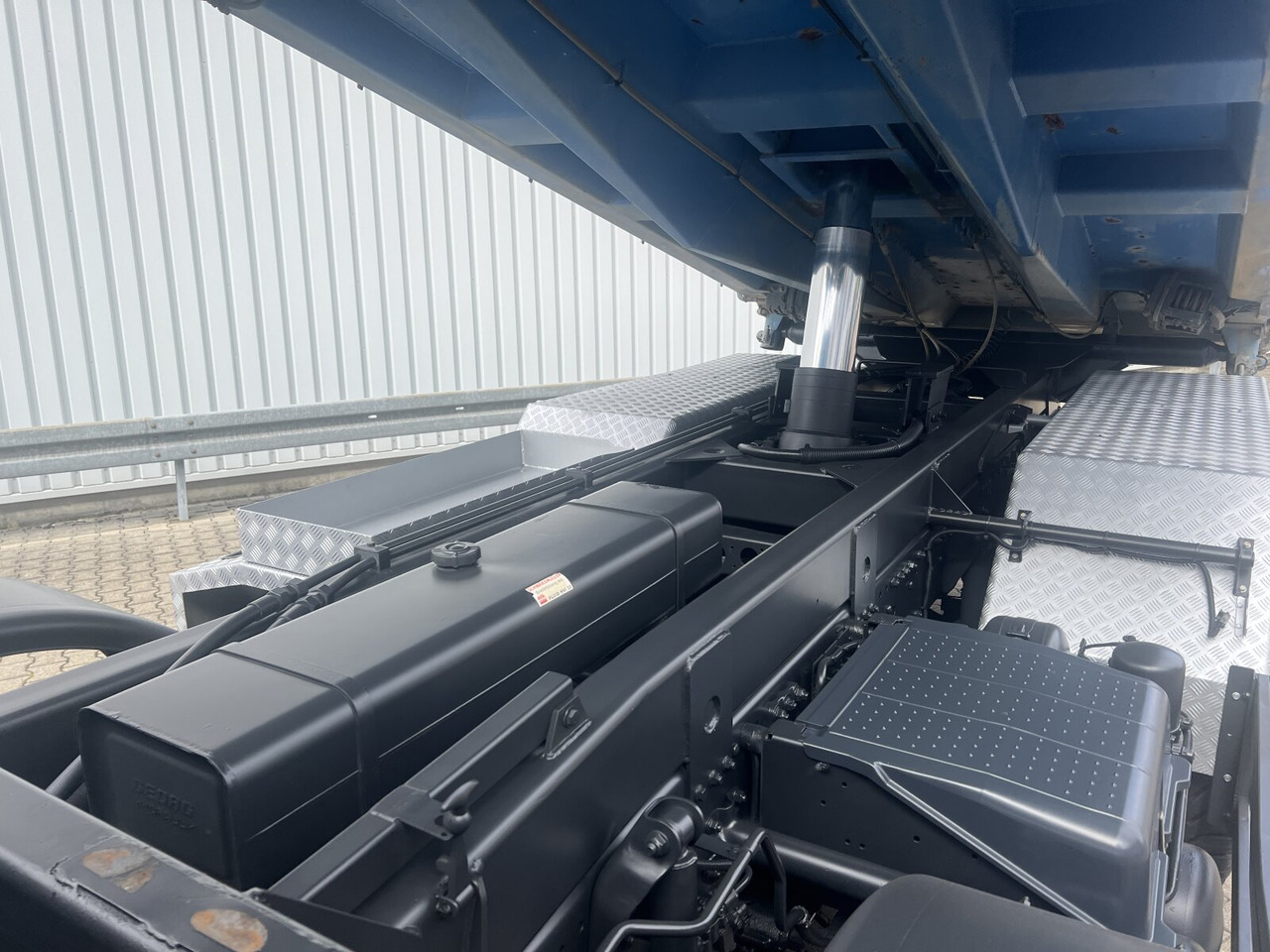 Mercedes-Benz Actros MP 3, 3241/8x4, Actros MP 3, 3241/8x4, Alukipper Bordmatik, Kli-Ret - Tipper: picture 3 Mercedes-Benz Actros MP 3, 3241/8x4, Actros MP 3, 3241/8x4, Alukipper Bordmatik, Kli-Ret - Tipper: picture 3