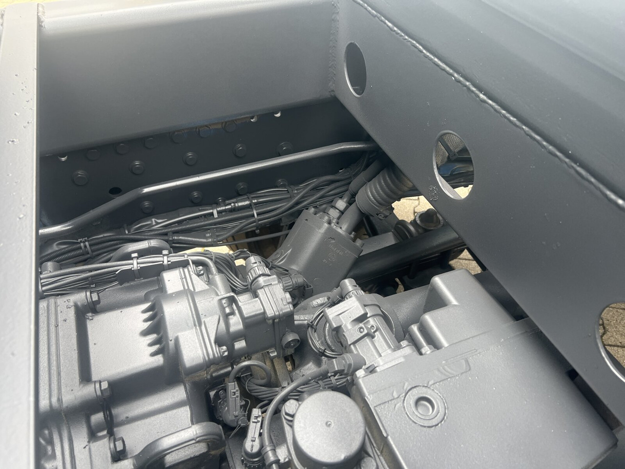 Mercedes-Benz Actros MP 3, 3241/8x4, Actros MP 3, 3241/8x4, Alukipper Bordmatik, Kli-Ret - Tipper: picture 4 Mercedes-Benz Actros MP 3, 3241/8x4, Actros MP 3, 3241/8x4, Alukipper Bordmatik, Kli-Ret - Tipper: picture 4