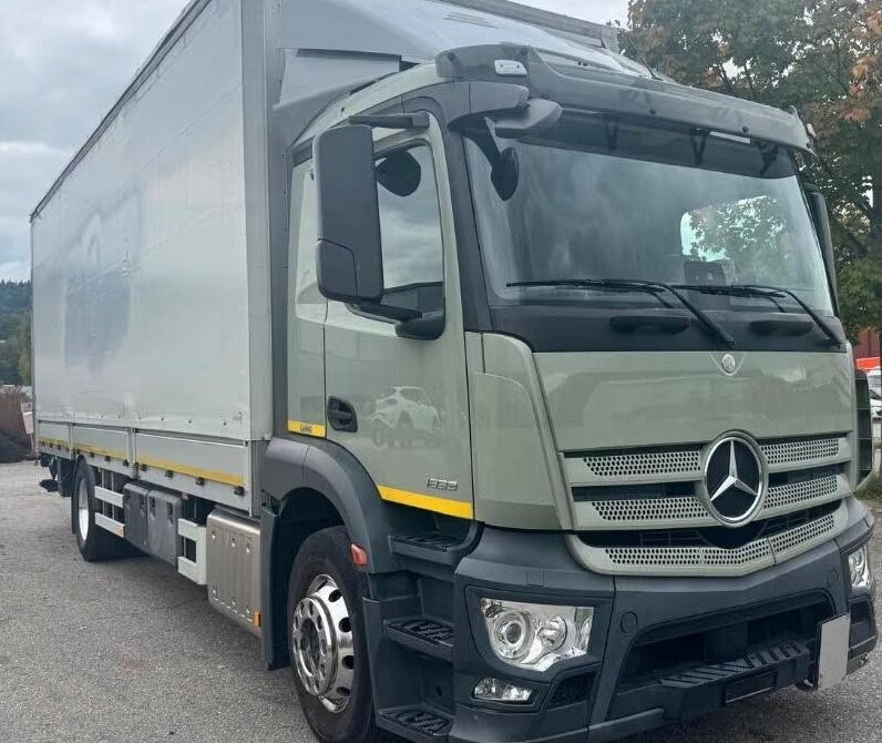 Mercedes-Benz Antos 1833 L nR 4x2 Antos 1833 L nR 4x2, Retarder, Bi-Xenon, Volumer, Edscha, Dautel LBW - Dropside/ Flatbed truck: picture 1 Mercedes-Benz Antos 1833 L nR 4x2 Antos 1833 L nR 4x2, Retarder, Bi-Xenon, Volumer, Edscha, Dautel LBW - Dropside/ Flatbed truck: picture 1