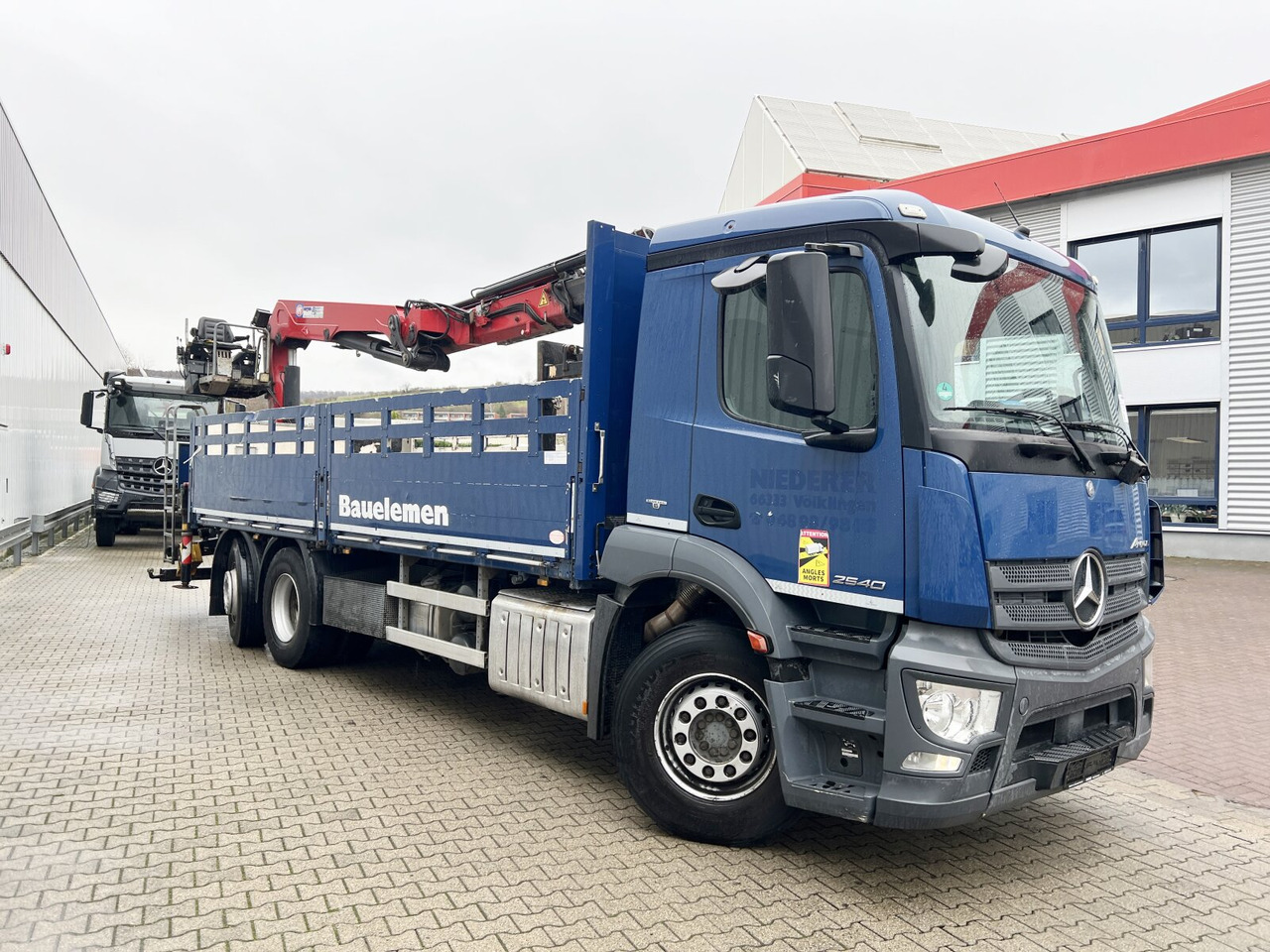 Crane truck, Dropside/ Flatbed truck Mercedes-Benz Antos 2540 L 6x2 Antos 2540 L 6x2, Lenkachse, HMF 2110-L3 Heckkran: picture 9