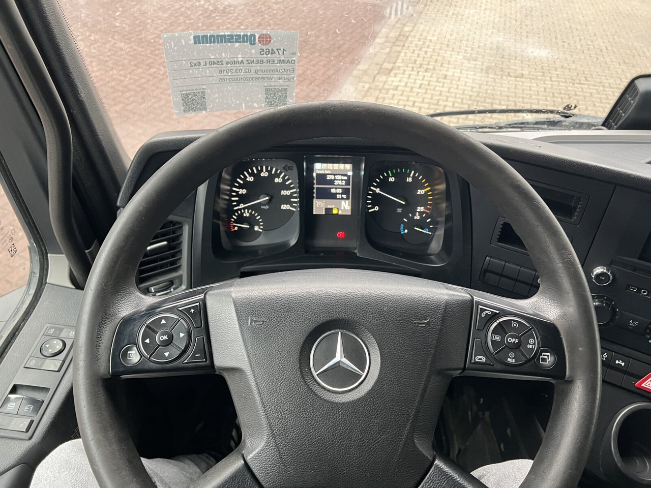 Crane truck, Dropside/ Flatbed truck Mercedes-Benz Antos 2540 L 6x2 Antos 2540 L 6x2, Lenkachse, HMF 2110-L3 Heckkran: picture 6