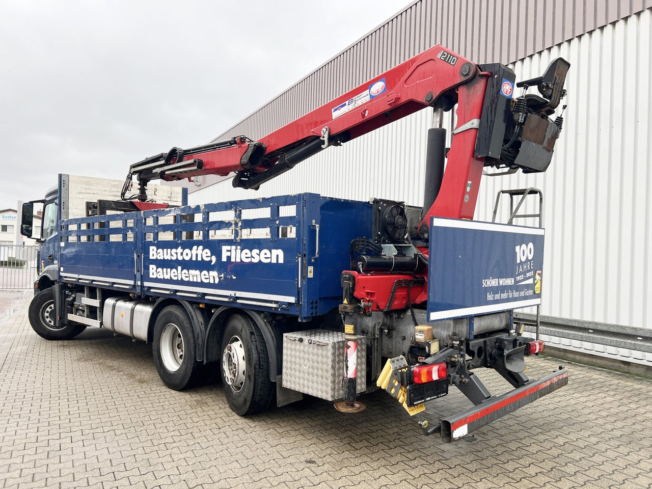 Crane truck, Dropside/ Flatbed truck Mercedes-Benz Antos 2540 L 6x2 Antos 2540 L 6x2, Lenkachse, HMF 2110-L3 Heckkran: picture 12