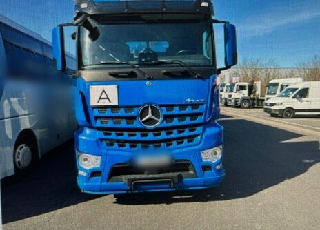Mercedes-Benz Arocs 2553 L 6x2 Arocs 2553 L 6x2, Lenk-/Liftachse, Navi - Hook lift truck: picture 2 Mercedes-Benz Arocs 2553 L 6x2 Arocs 2553 L 6x2, Lenk-/Liftachse, Navi - Hook lift truck: picture 2