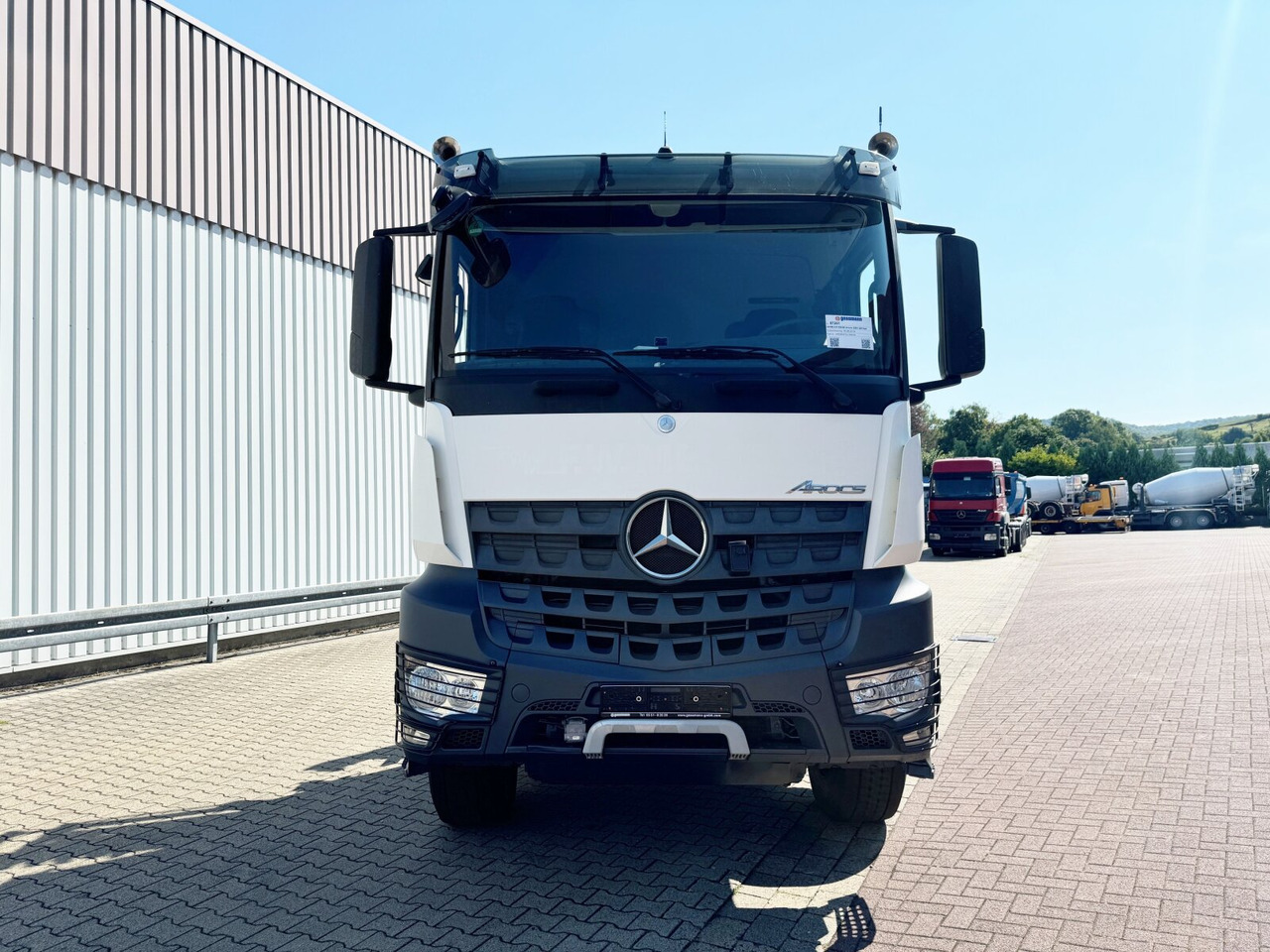Hook lift truck, Crane truck Mercedes-Benz Arocs 3351 AK 6x6 Arocs 3351 AK 6x6, Retarder, Navi, Grounder, Kran Atlas AK 190.2E, Funk: picture 10