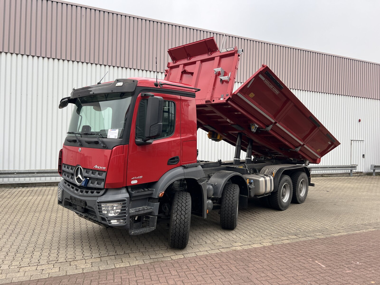 Mercedes-Benz Arocs 4146 K 8x4/4 Arocs 4146 K 8x4/4, Grounder, Multimedia Cockpit, Meiller Kipper, Bordmatik links - Tipper: picture 1 Mercedes-Benz Arocs 4146 K 8x4/4 Arocs 4146 K 8x4/4, Grounder, Multimedia Cockpit, Meiller Kipper, Bordmatik links - Tipper: picture 1