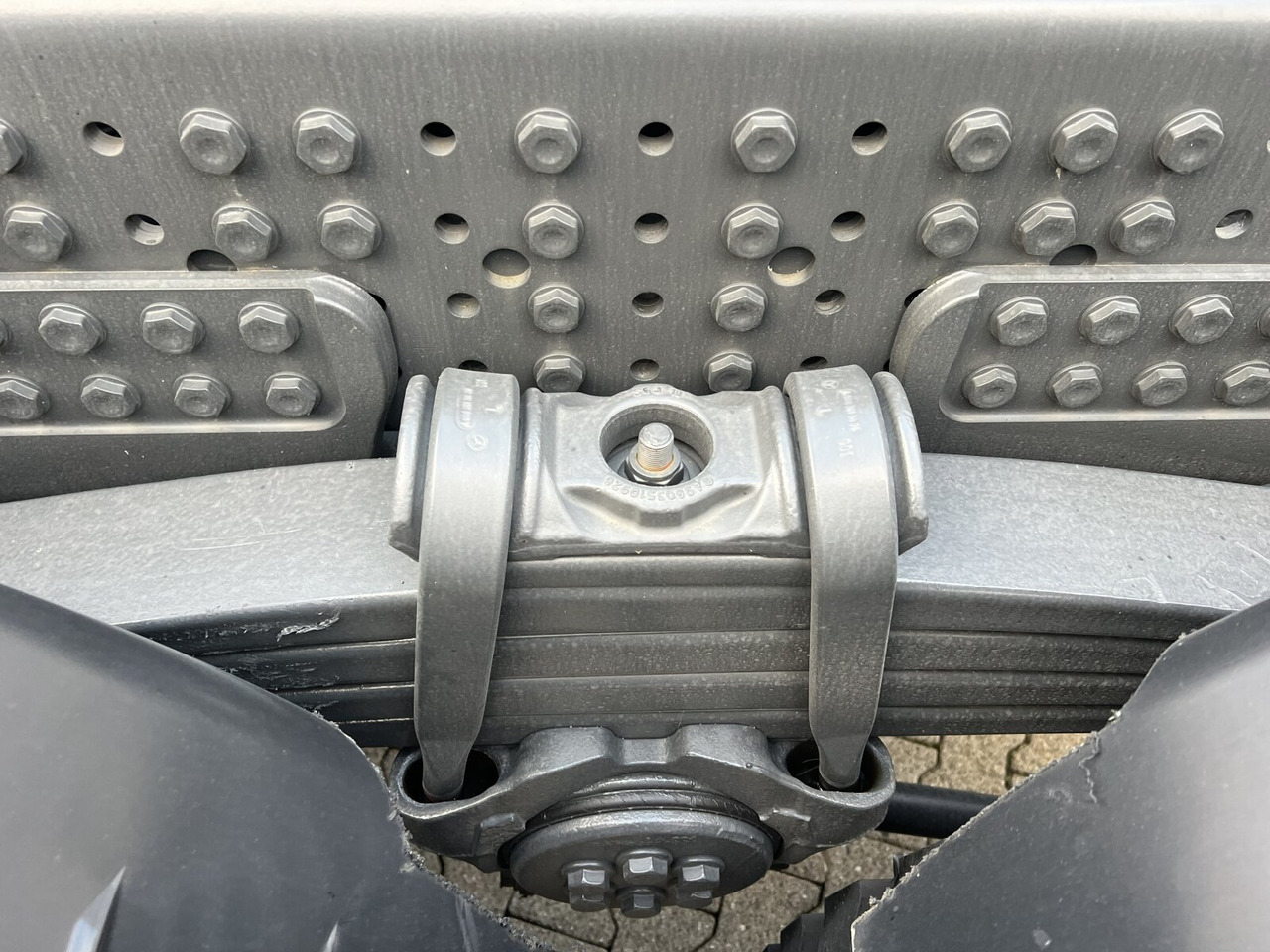 Mercedes-Benz Arocs 4151 AK 8x8/4 Arocs 4151 AK 8x8/4, Grounder - Cab chassis truck: picture 3 Mercedes-Benz Arocs 4151 AK 8x8/4 Arocs 4151 AK 8x8/4, Grounder - Cab chassis truck: picture 3