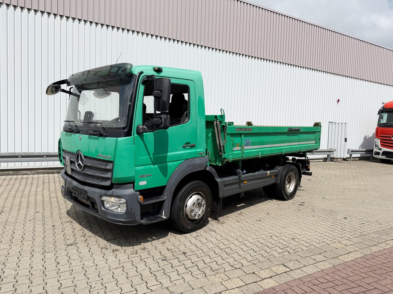 Tipper Mercedes-Benz Atego 1524 K 4x2 Atego 1524 K 4x2: picture 8