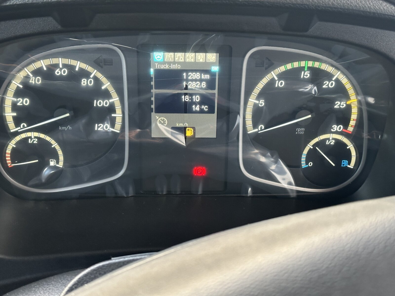 Mercedes-Benz Atego 1630 AK 4x4 Atego 1630 AK 4x4, Rechtslenker - Cab chassis truck: picture 2 Mercedes-Benz Atego 1630 AK 4x4 Atego 1630 AK 4x4, Rechtslenker - Cab chassis truck: picture 2