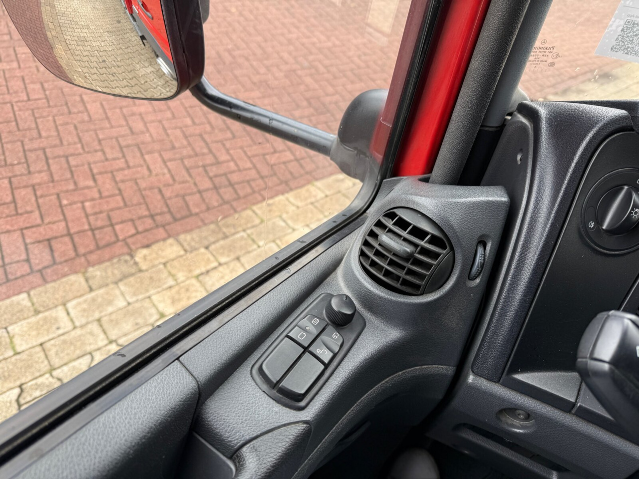 Mercedes-Benz Atego 818 LK 4x2 Atego 818 LK 4x2, 2x AHK on lease Mercedes-Benz Atego 818 LK 4x2 Atego 818 LK 4x2, 2x AHK: picture 7