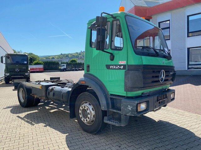Cab chassis truck Mercedes-Benz SK 1924 L 4x2 SK 1924 L 4x2: picture 8