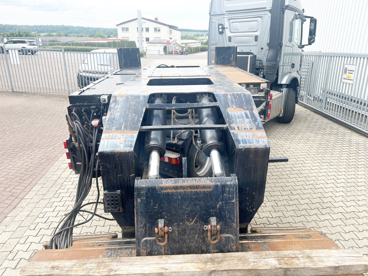 Low loader semi-trailer for transportation of heavy machinery Nooteboom Euro-54-03 Euro-54-03, Schwanenhals abfahrbar, Hydr. Zwangsgelenkt: picture 7