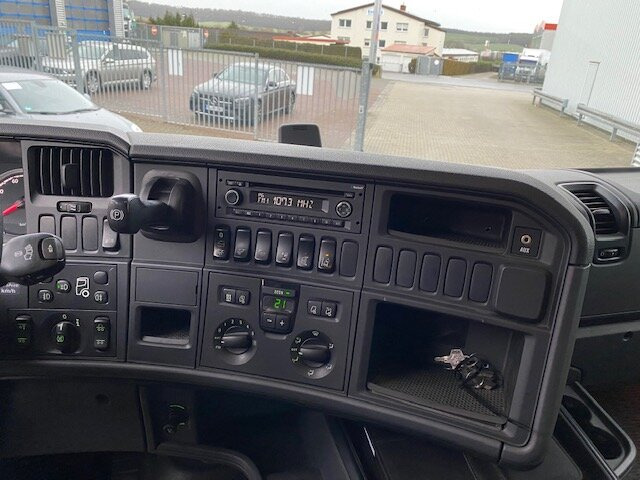 Box truck Scania R450 LB 6x2-4 R450 LB 6x2-4 Getränkekoffer, Retarder, Lift-/Lenkachse, Stapleraufnahme: picture 4